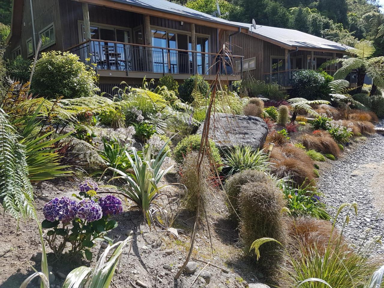 Riverstone Retreat Karamea Εξωτερικό φωτογραφία